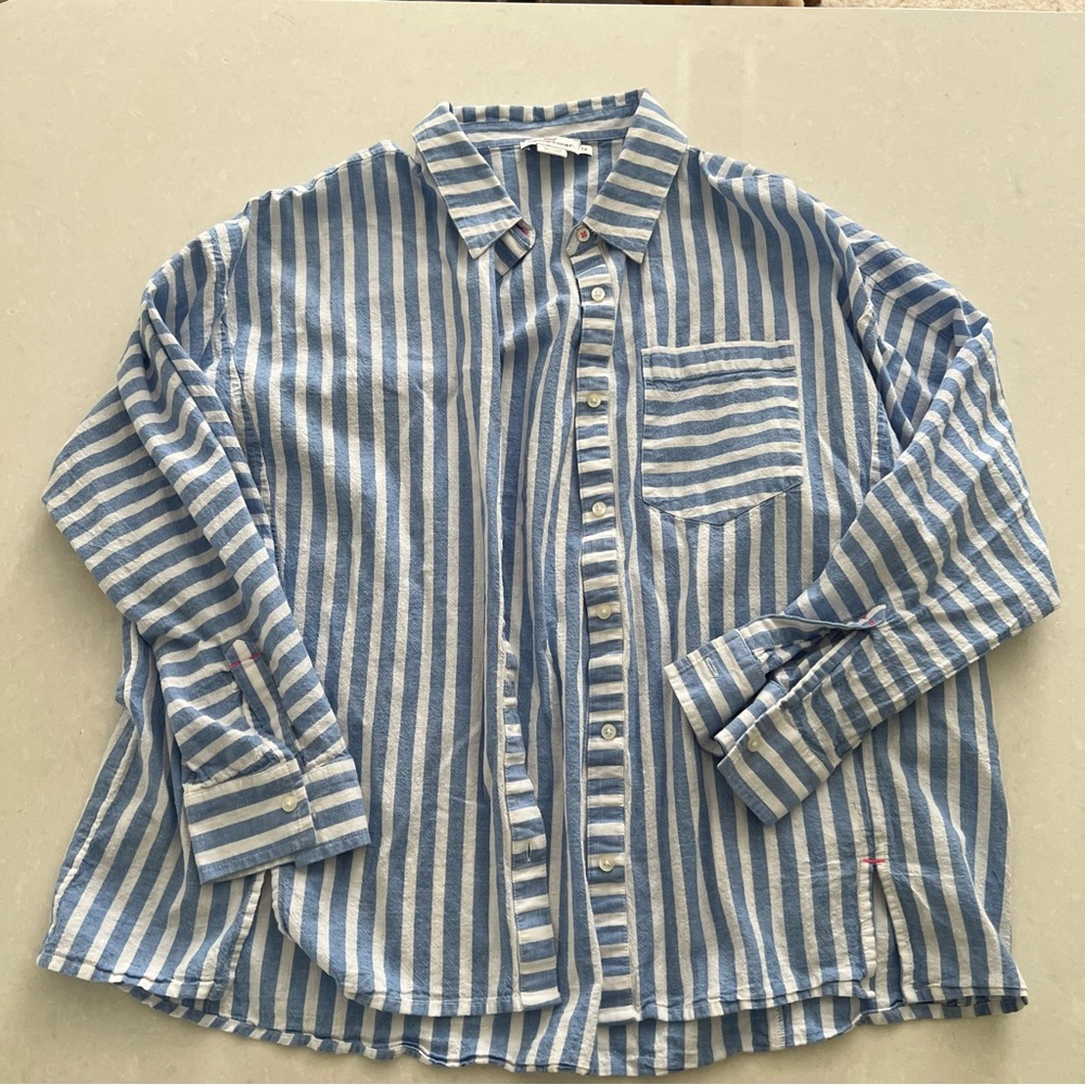 Vineyard vines blue and white striped cotton linen button down - Size 16